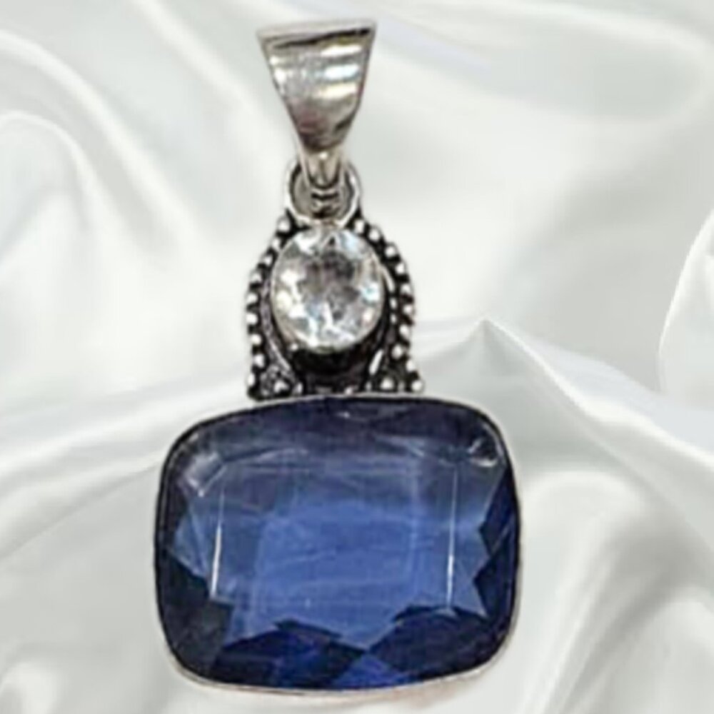 Stunning  Simulated Sapphire Quartz Pendant for Necklace